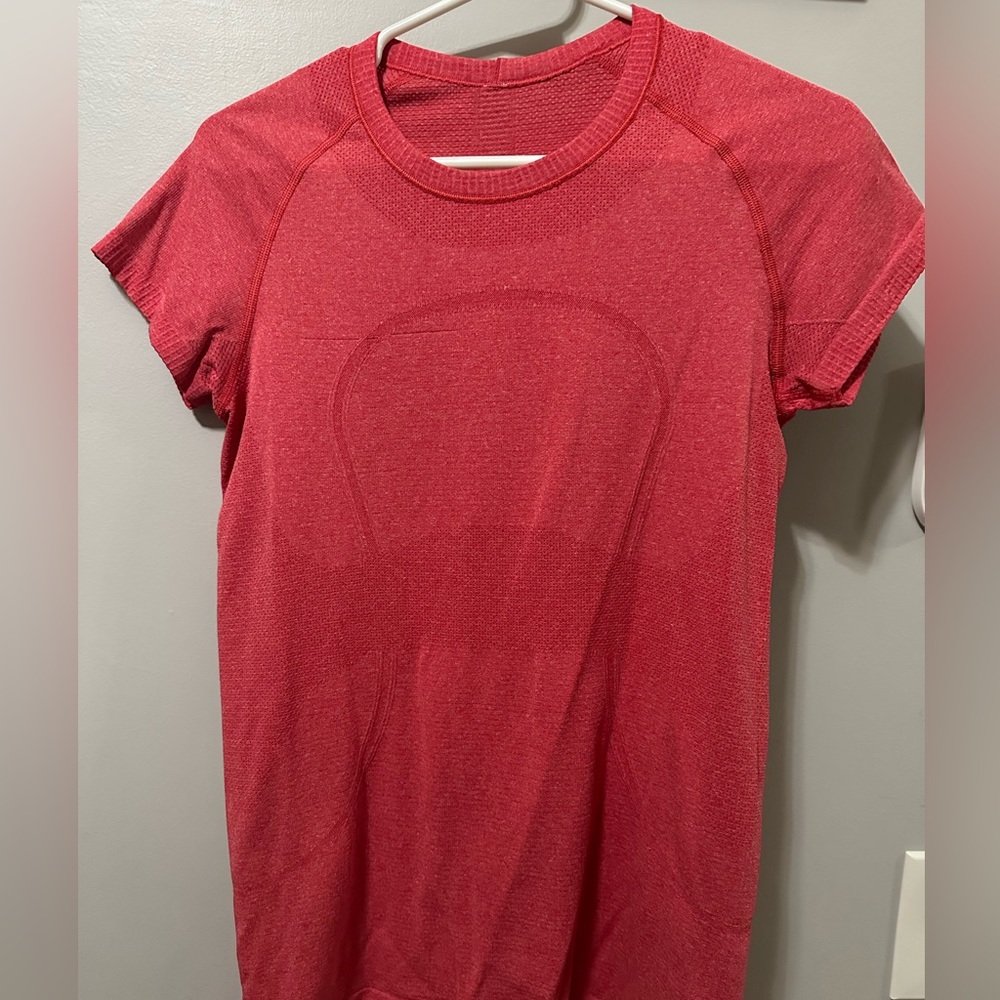 Lululemon swiftly tech